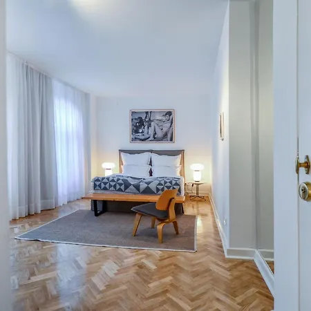 Design Am Roemerturm Apartment