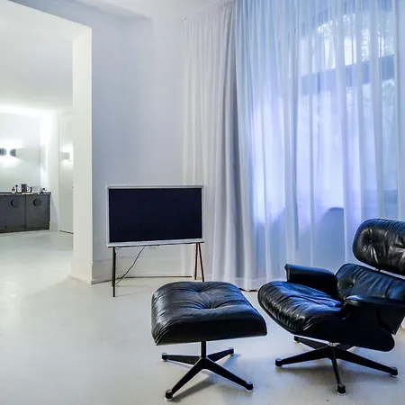 Design Am Roemerturm Apartment