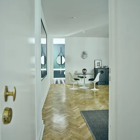 Apartment Design Am Roemerturm