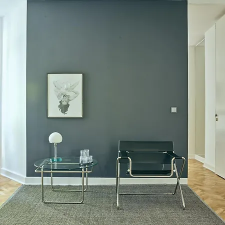 Apartment Design Am Roemerturm